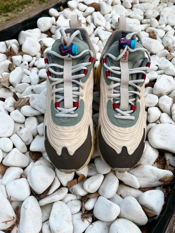 Nike Air Max 270 React ENG Travis Scott Cactus Trails