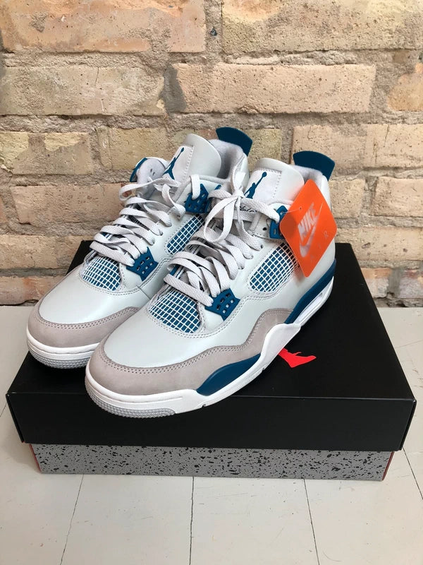 Nike Air Jordan 4 Retro “military blue”