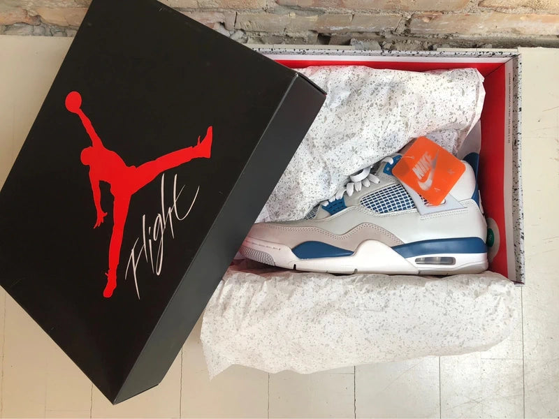 Nike Air Jordan 4 Retro “military blue”