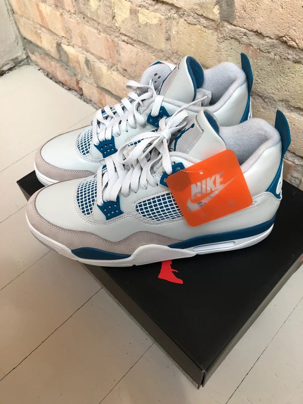 Nike Air Jordan 4 Retro “military blue”