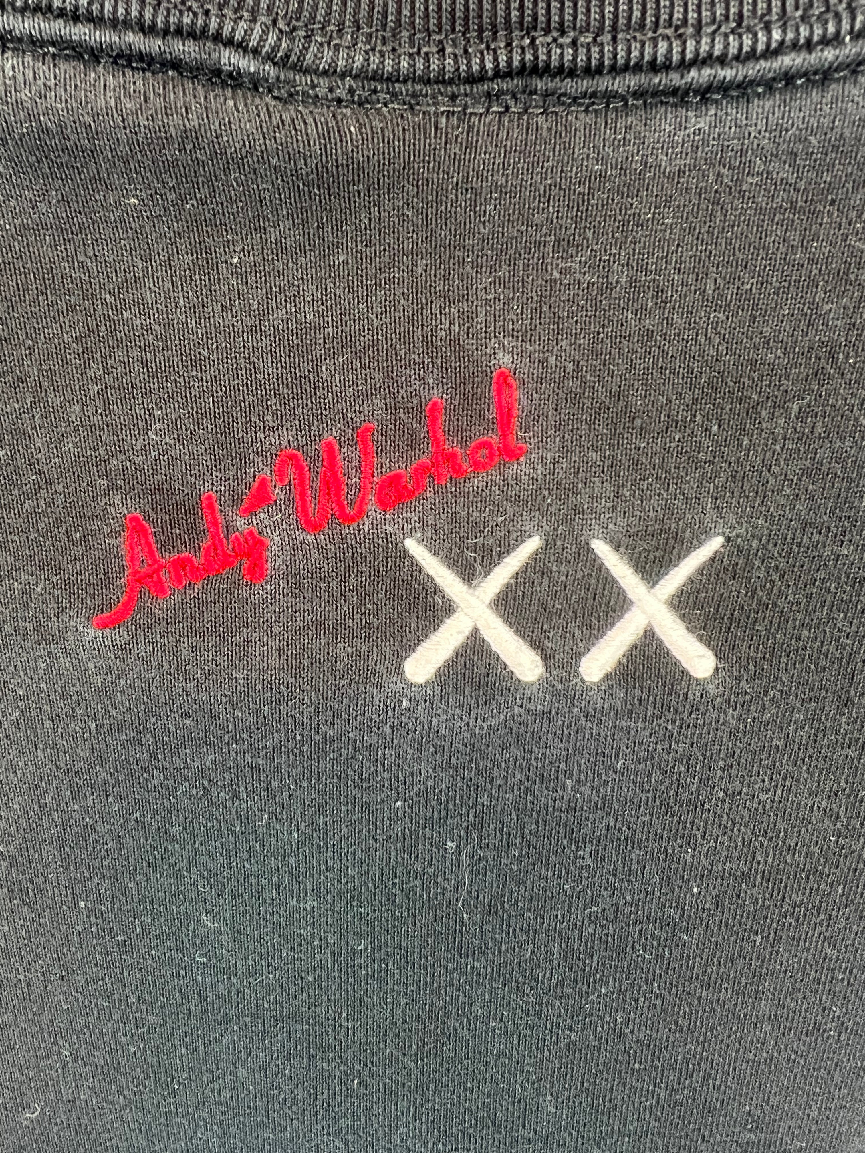 KAWS X Uniqlo "Selfie"sweatshirt