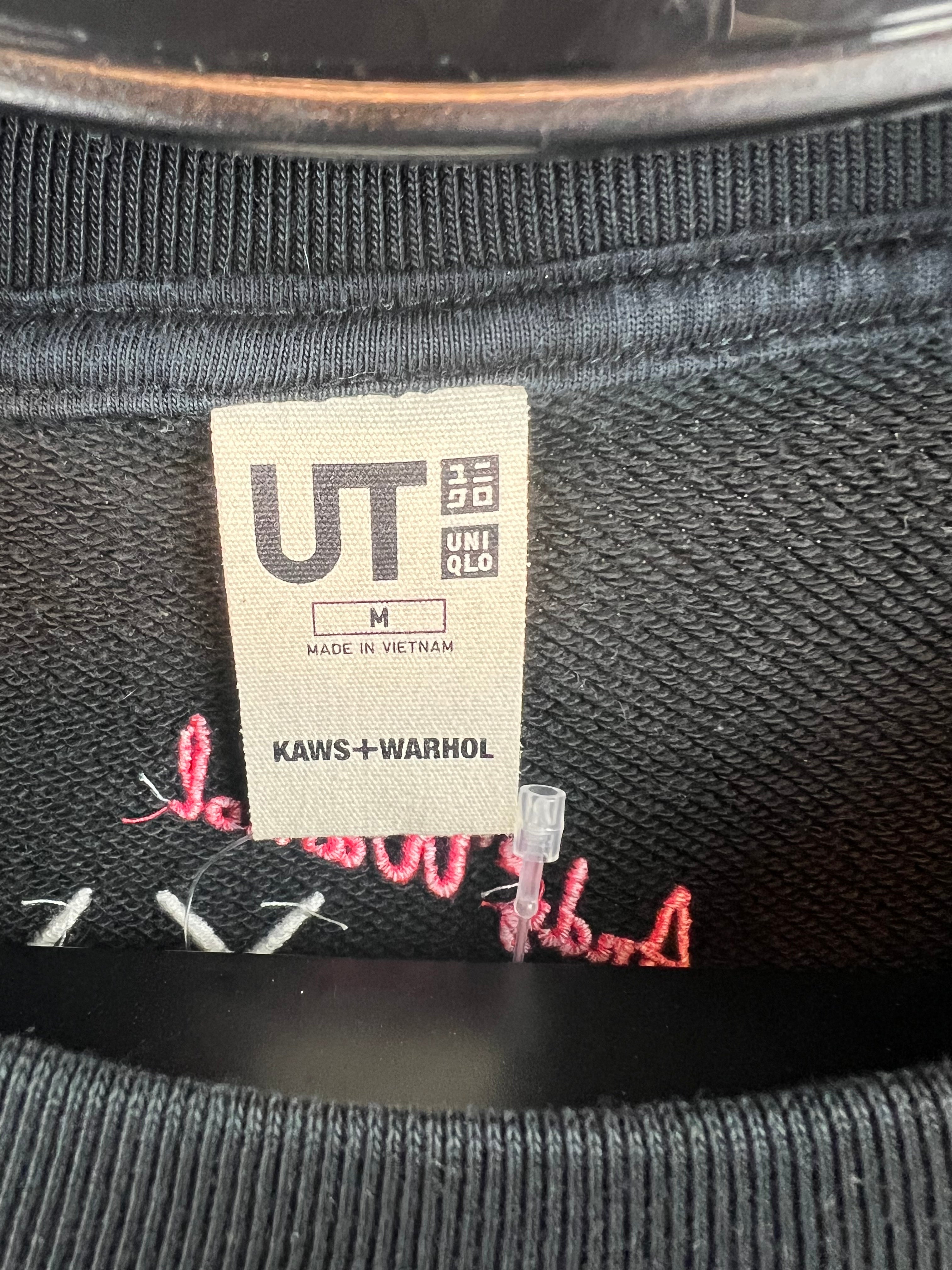KAWS X Uniqlo "Selfie"sweatshirt