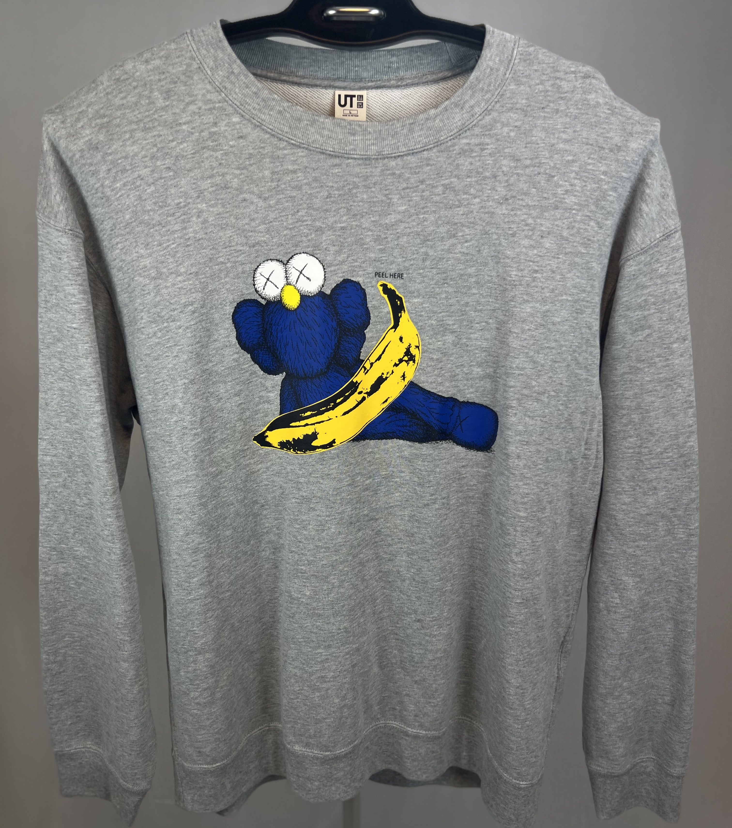 KAWS X Uniqlo X AW "Peel here" gray sweatshirt